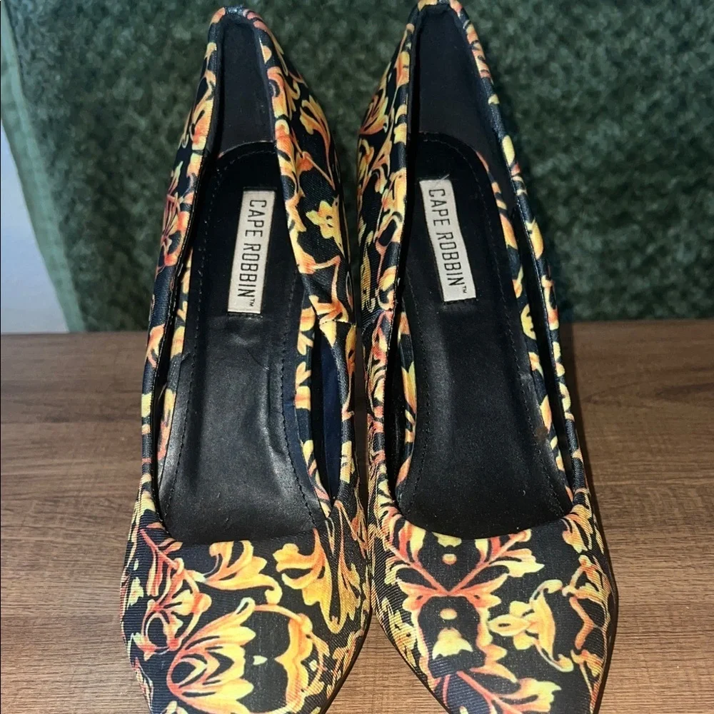 Cape Robbin Black and Yellow Floral Heels